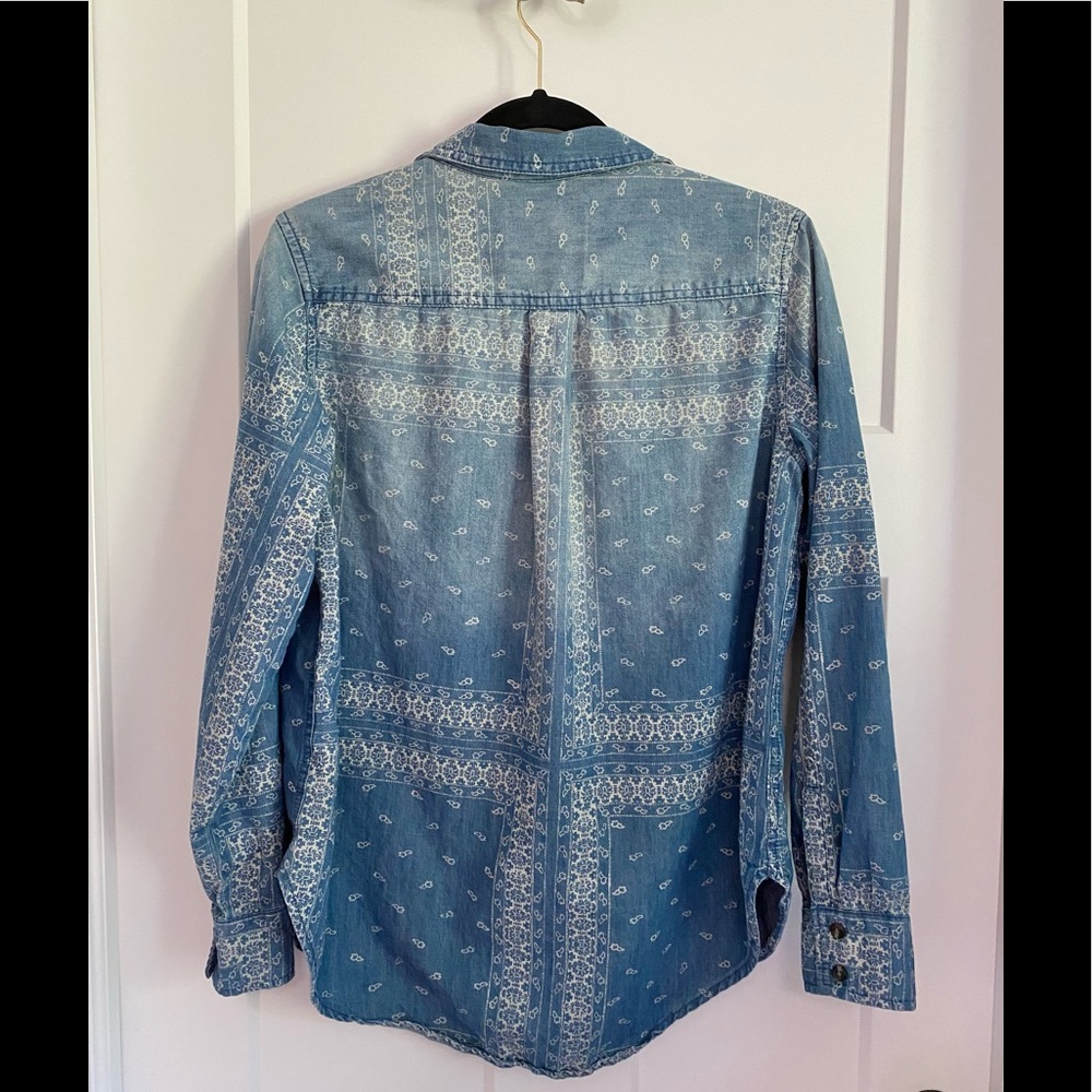 Boho Denim Long Sleeve Button Down Shirt/Blouse Medium - Picture 5 of 11